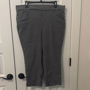 Rafaella Cropped Geometric Patterned Pants